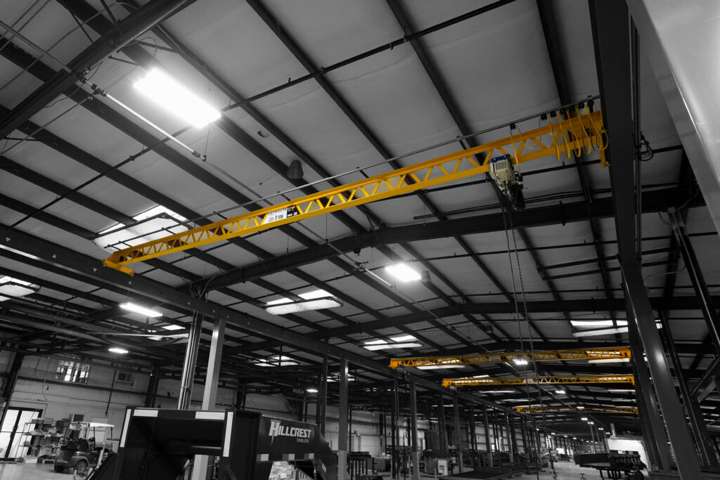 1 ton pwi ultralite bridge crane starke vs hoist in trailer manufacturing setting