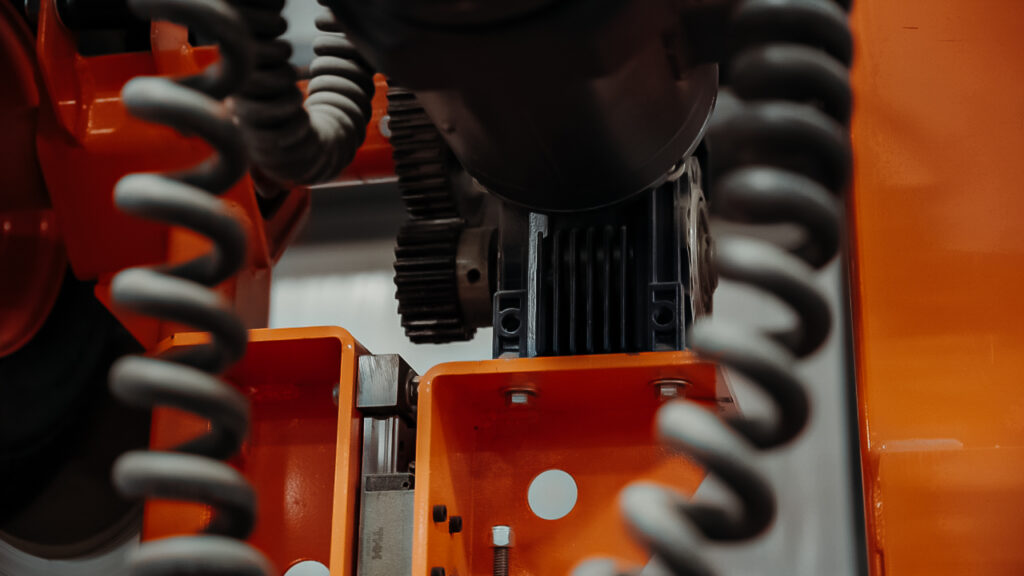 4 thousand pound capacity decoiler gear in manufacturing setting