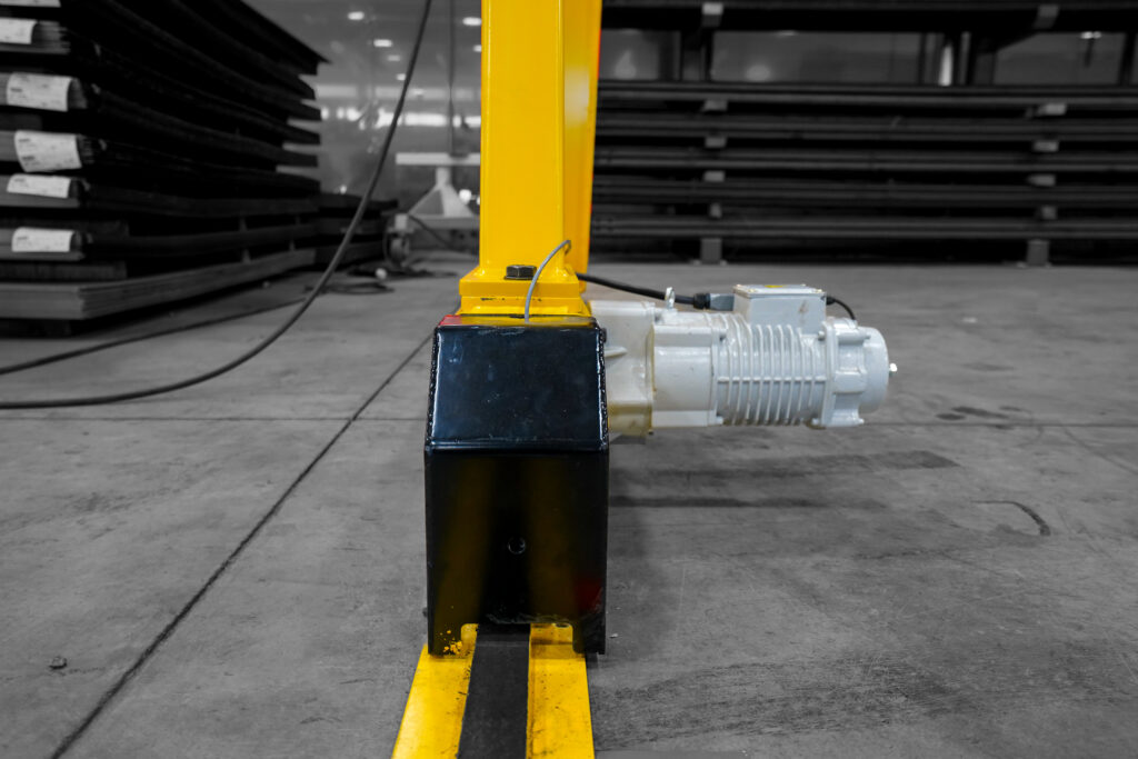 pwi motorized gantry crane 10